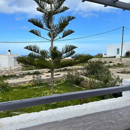 Aretoussa In Naoussa, Paros *