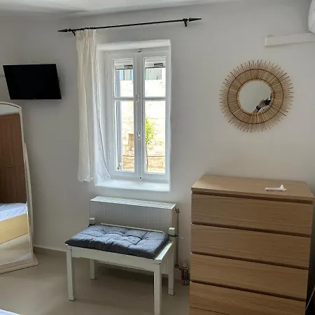 Aretoussa In Naoussa, Paros * Naoussa