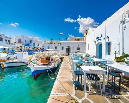 Aretoussa In Naoussa, Paros Naoussa