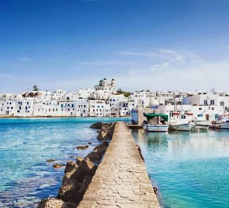Aretoussa In Naoussa, Paros *