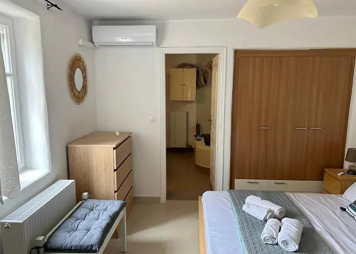 Дом отдыха Aretousa In Naoussa, Paros *